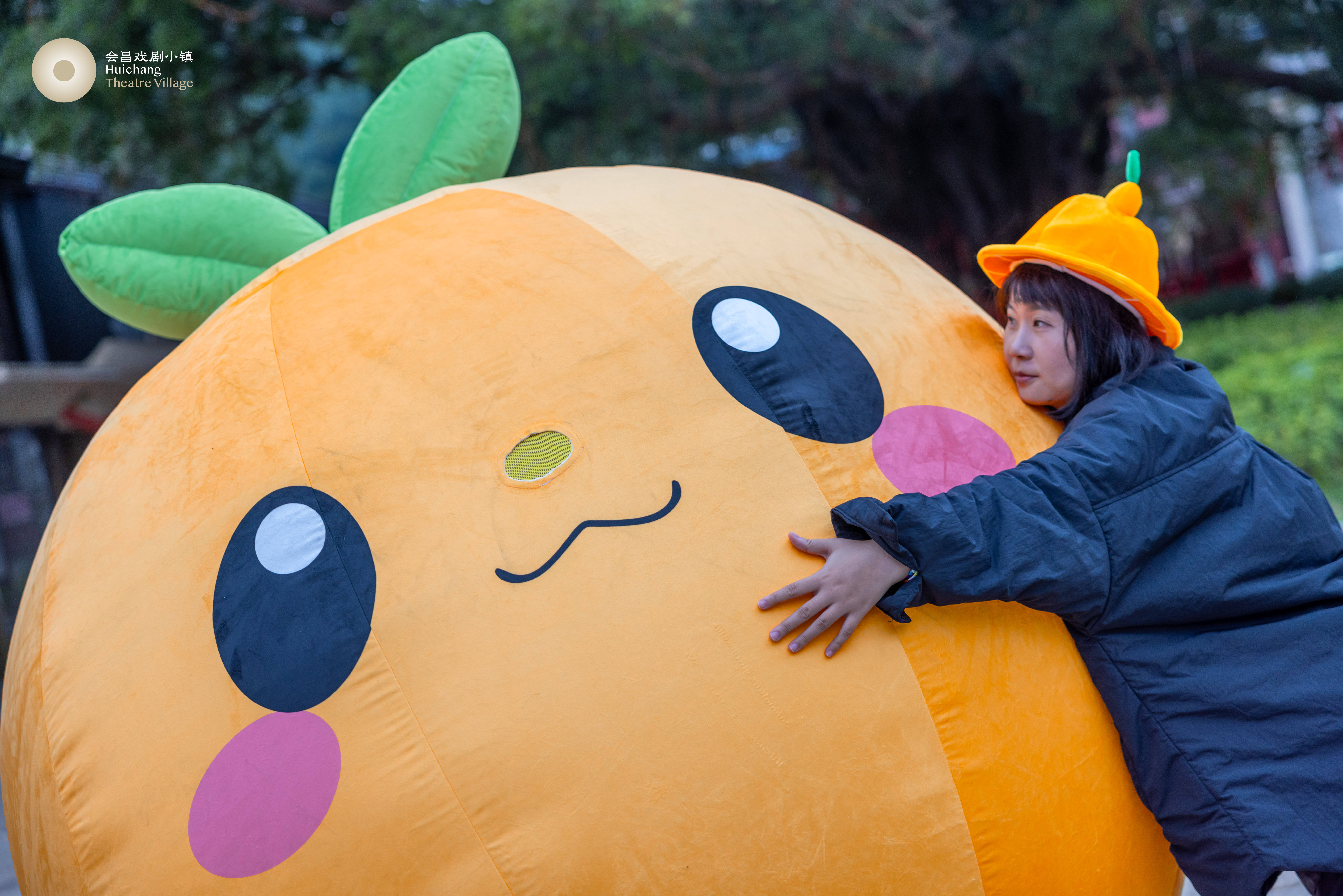 百余場(chǎng)戲劇演出 會(huì)昌戲劇小鎮(zhèn)開啟臍橙藝術(shù)嘉年華