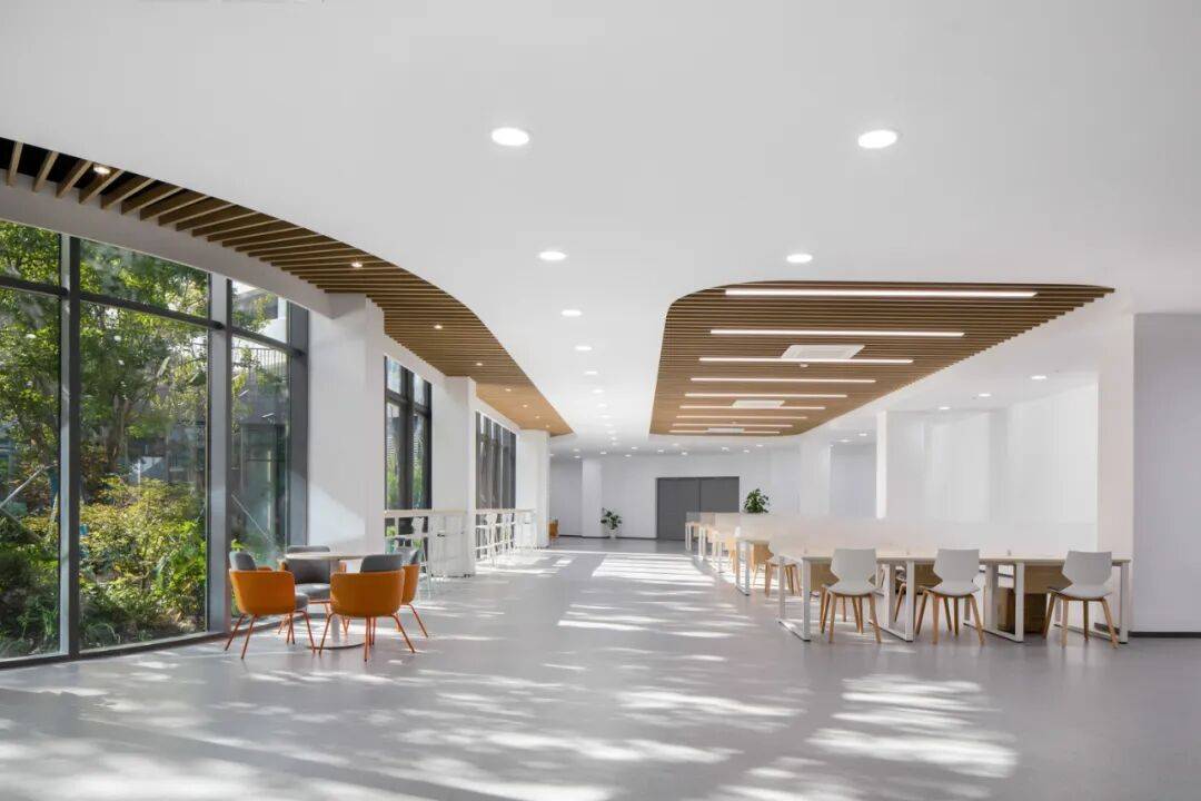 金螳螂 | 南京大學(xué)蘇州附屬幼兒園、小學(xué)、中學(xué)