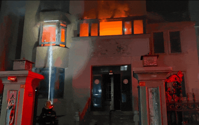 深夜，家中突發(fā)大火！“元兇”竟是窗簾？